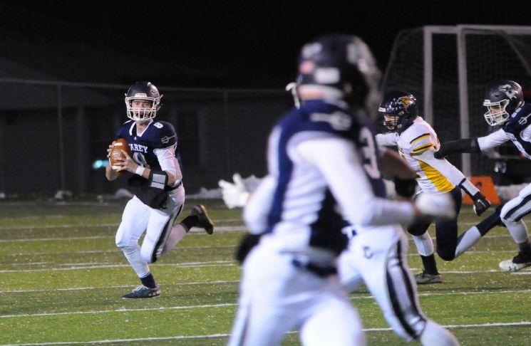 Blue Devils To Be Tested By Unbeaten Bulldogs Advertiser Tribune