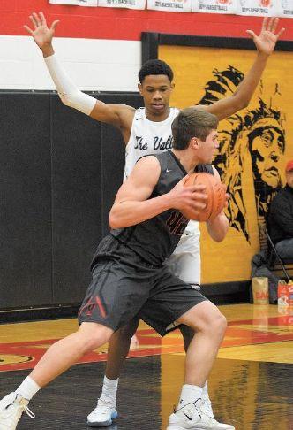 Mohawk S Historic Season Comes To An End In Semis Advertiser Tribune Fostoria Maumee Valley Country Day Coach Rob Conover Compared Tuesday S Game Between His Hawks And Mohawk As A Heavyweight Fight