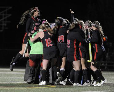 annapolis md-11314-north carroll celebrates their 5-1 victory and a trip to the state finals  loch raven vs north carroll girls high school field hockey at broadneck hs   lloyd foxbaltimore sun