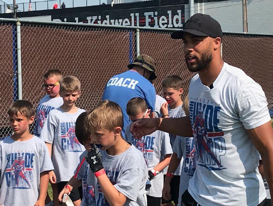 Buffalo Bills' Micah Hyde returns to northwest Ohio for annual football  camp