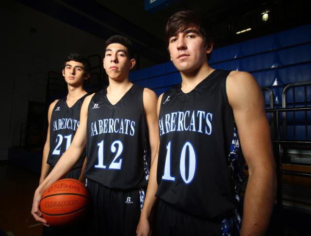 Boys Rgvhoops Preview Sabercats Looking To Live Up To Lofty
